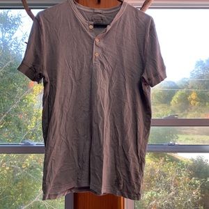 Abercrombie t shirt